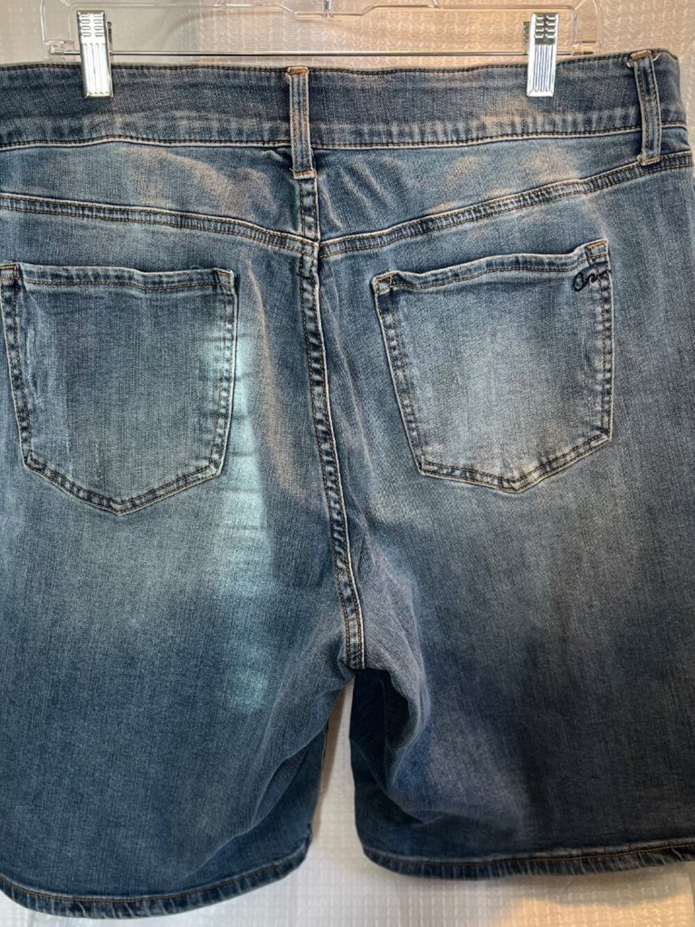 American Rag Cie Denim Bermuda Shorts size 16 - Picture 6 of 6